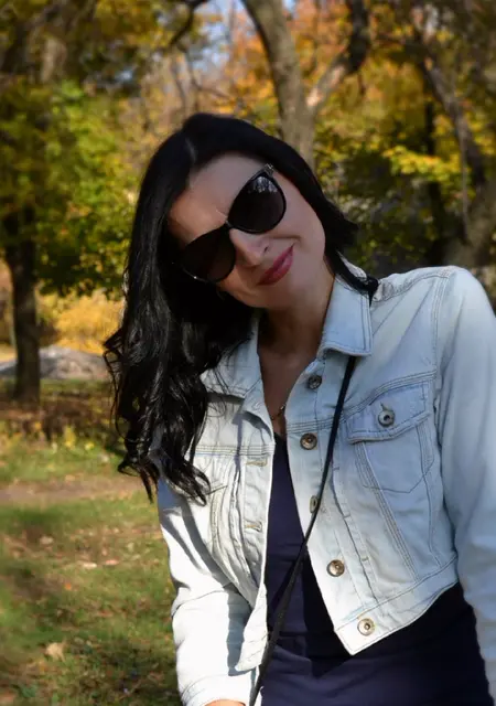 Елена из Гомеля, мне 44, познакомлюсь для постоянных отношений