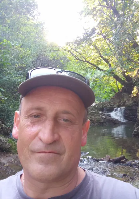 Андрій из Борислава, мне 50, познакомлюсь на одну ночь