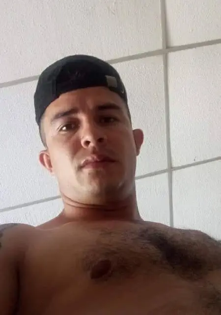 Soy Anderson, 36 años, conociéndome para chatear en Sevilla