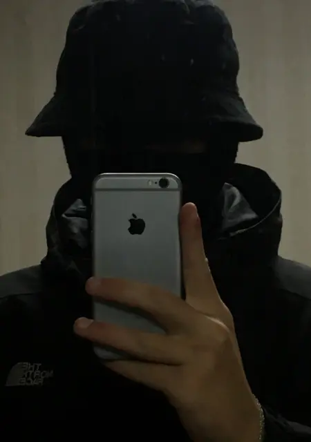 Я Алекс, 21, знакомлюсь на одну ночь в Бобруйске