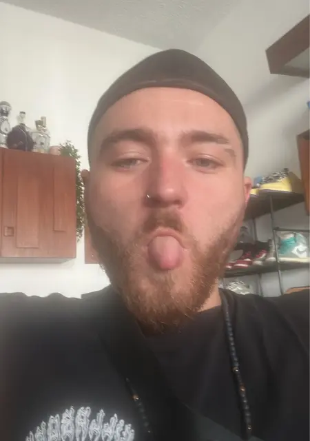 Я Max, 25, из Тель-авива, ищу знакомства без обязательств