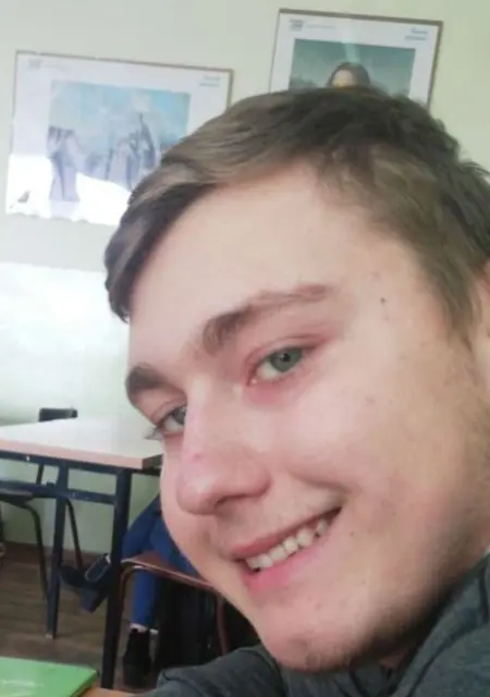 Vufhfkf из Варшавы, мне 26, познакомлюсь