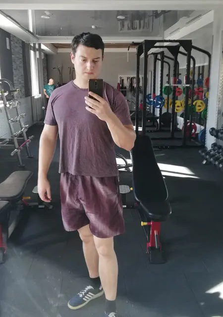 Я Алексей, 35, из Барановичей, ищу знакомства без обязательств