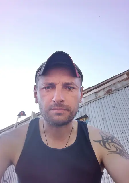 Я Ігор, 42, из Луцка, ищу знакомство для приятного времяпровождения