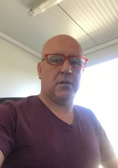 Vitor из Винтертура, мне 55, познакомлюсь без обязательств