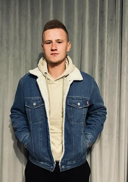 Стьопа из Хшанувших, ищу на сайте знакомства без обязательств