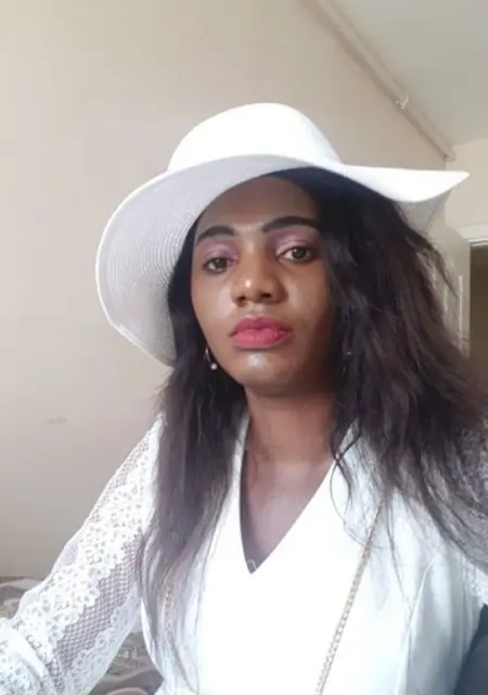 Kezzy из Стамбула