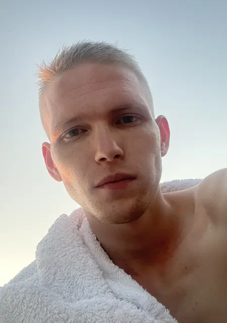 Я Serhii, 28, из Киева, ищу знакомство для общения