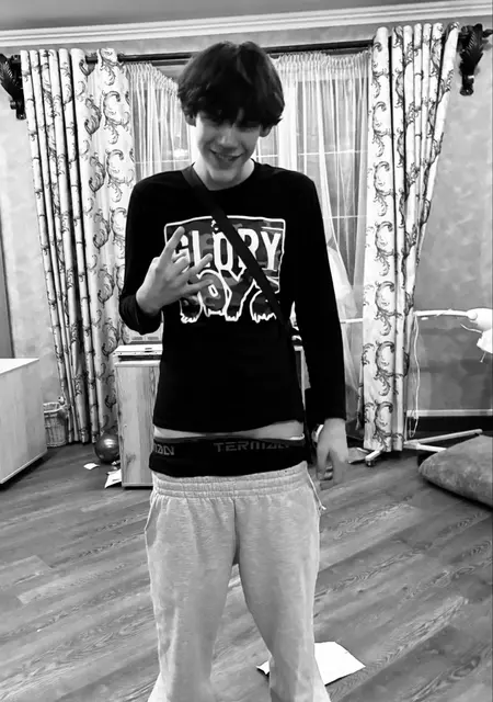 Питерсон из Бургаснувшего, мне 22, познакомлюсь для вирта