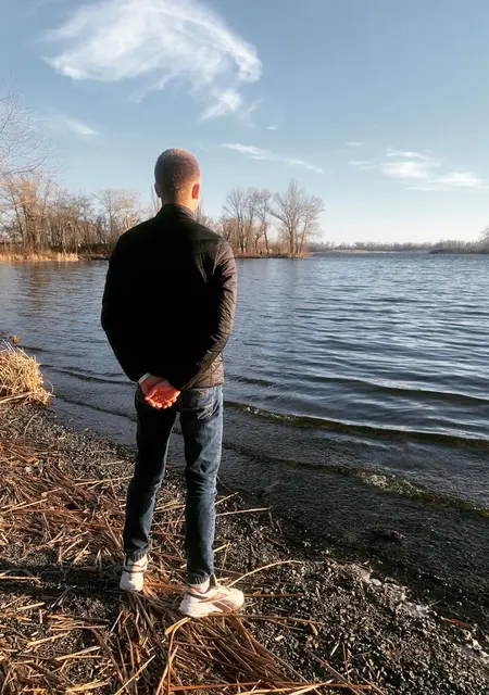 Я Егор, 23, из Кременчуга, ищу знакомства без обязательств