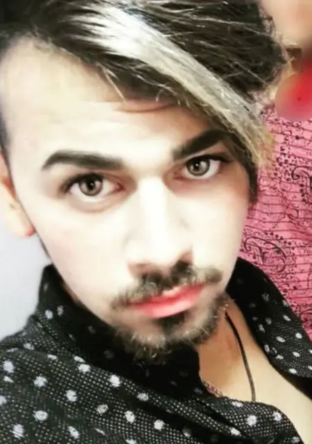 Я Ibocan, 21, из Стамбула, ищу знакомство