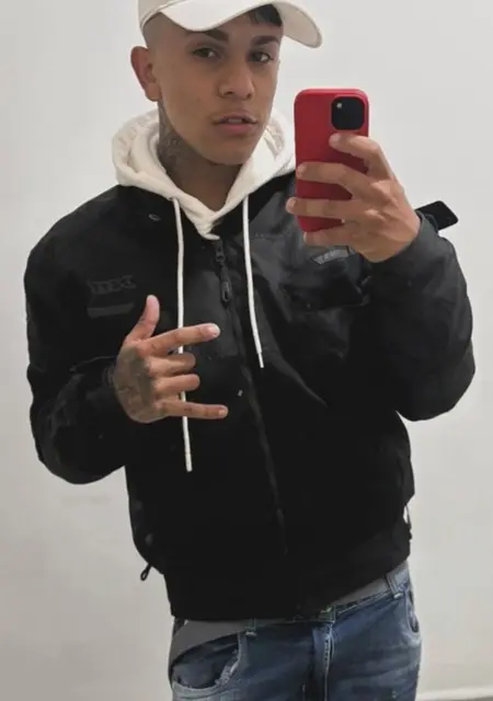 Я Wesley, 23, знакомлюсь на одну ночь в Сан-паулу