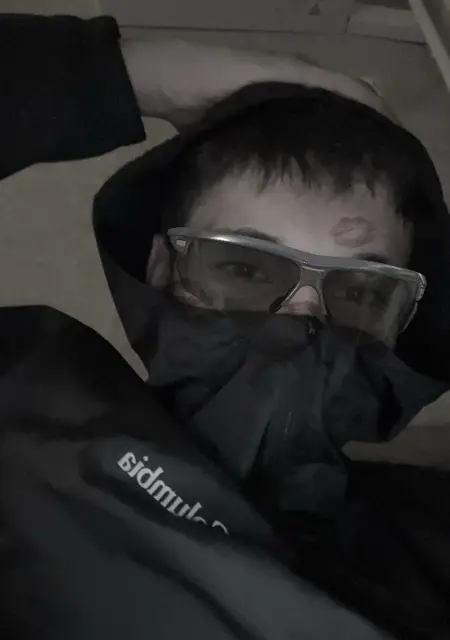 Тимчикс из Абердин, мне 21, познакомлюсь на одну ночь