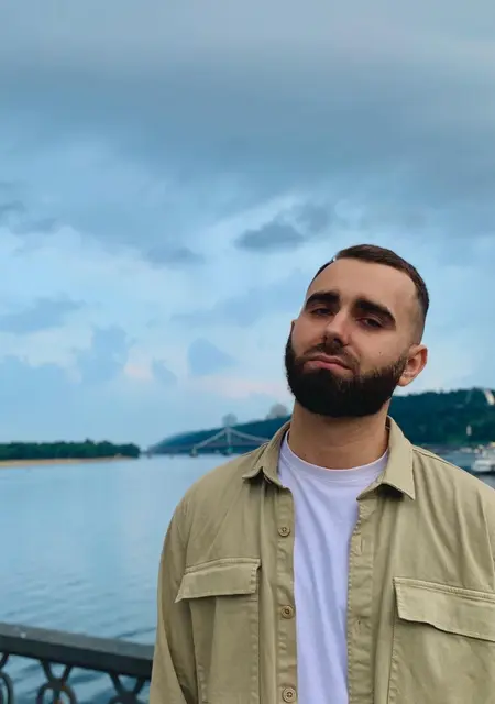 Сергій из Вроцлава, мне 26, познакомлюсь для общения