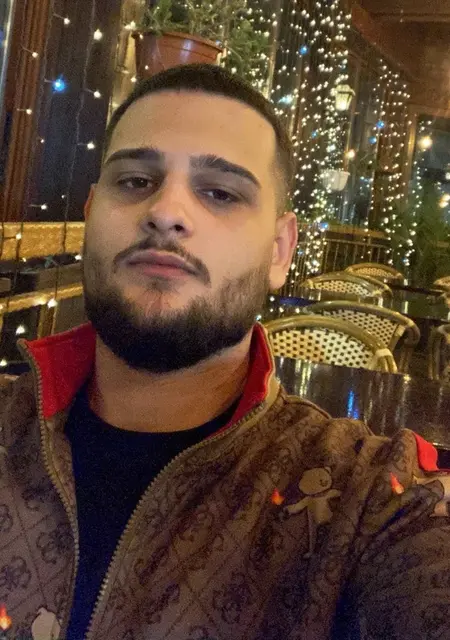 Laur из Кэлэраши, мне 21, познакомлюсь для вирта