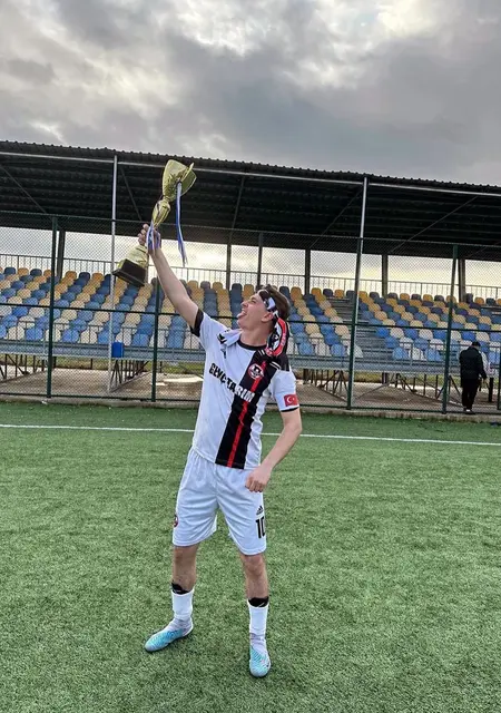 Kubilay из Кыркларели, ищу на сайте знакомства на одну ночь