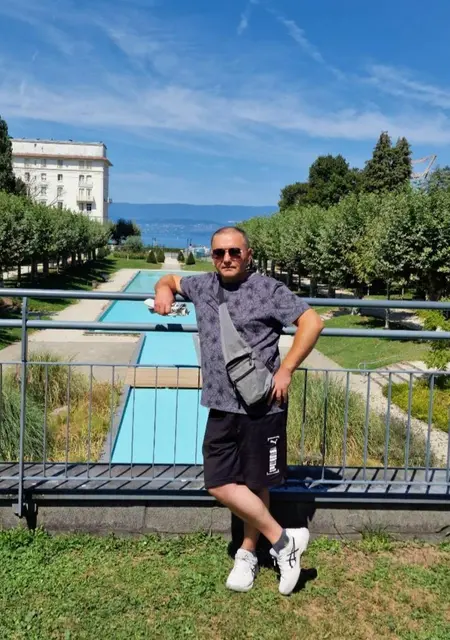 Денис из Бельцов, ищу на сайте постоянные отношения