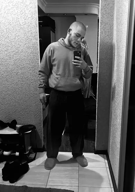 Александр из Млава, мне 20, познакомлюсь на одну ночь