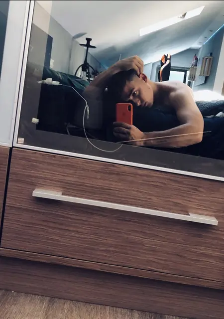 Soy Marc, 26 años de Barcelona, busco conocer gente para viaje