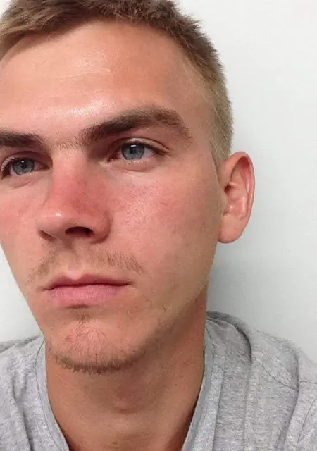 Стас з Ужгорода, мені 29 років, познайомлюсь для спільних подорожей