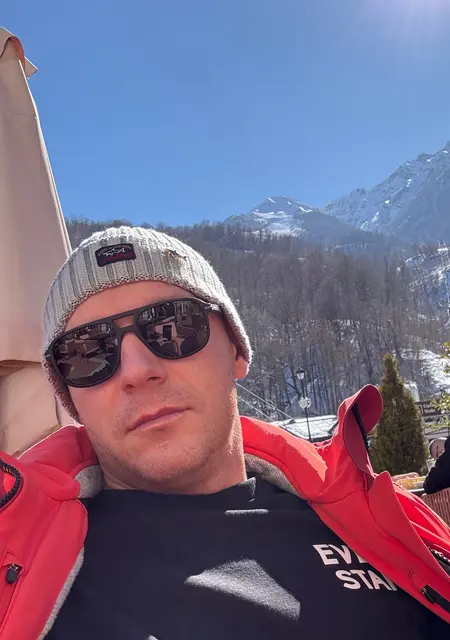 Я Dima, 40, знакомлюсь без обязательств в Франкфурте-на-майне