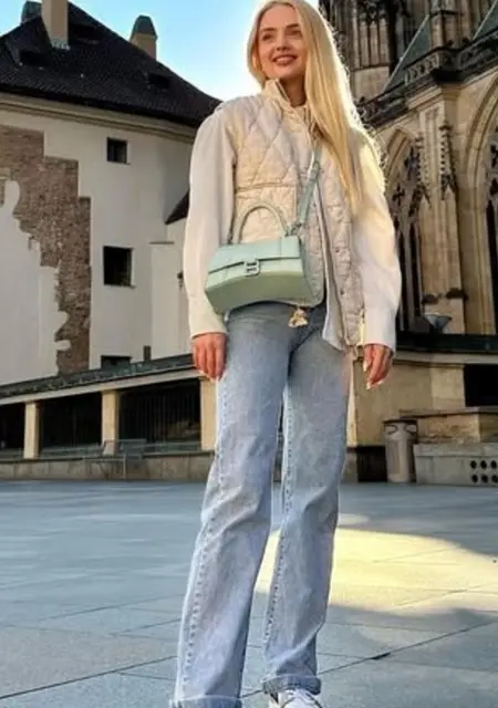 Я Kseniya, 30, знакомлюсь без обязательств в Гааге