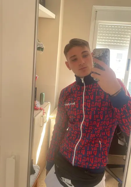 Manuel из Мадрида, ищу на сайте знакомства на одну ночь