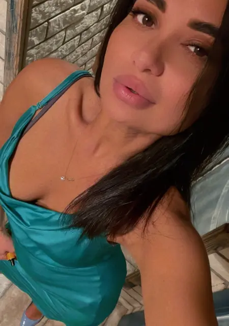 Meri из Франкфурта-на-майне, мне 25, познакомлюсь для вирта