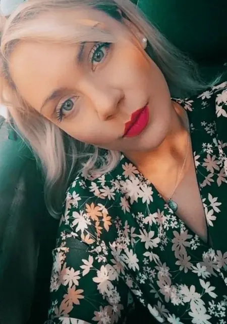 Milaya из Афин, ищу на сайте знакомства на одну ночь