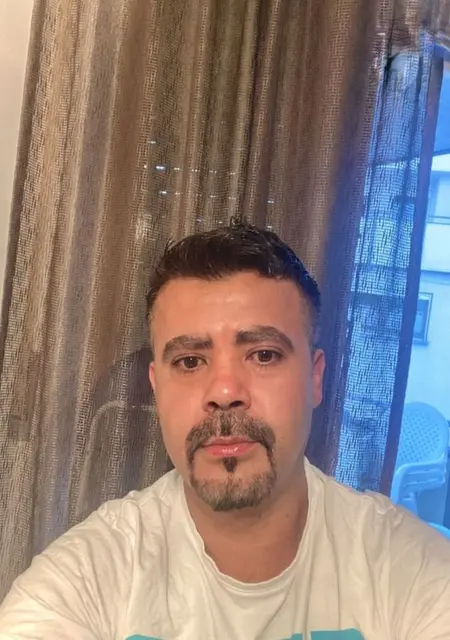 Я James, 37, знакомлюсь в Берлине