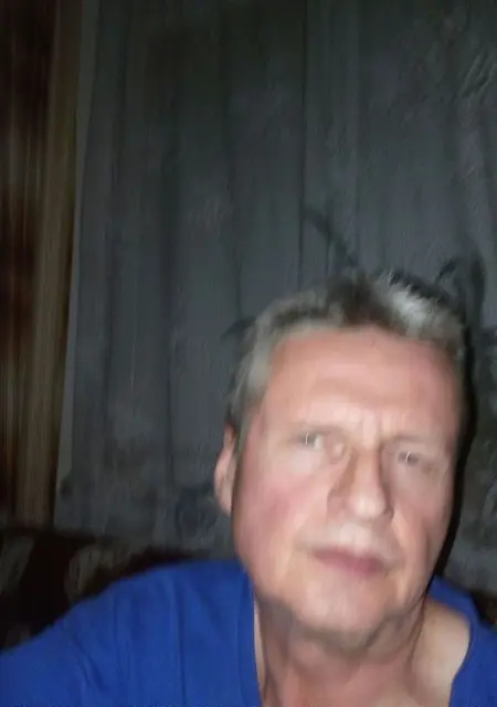 Я Jaroslav, 44, знакомлюсь в Праге