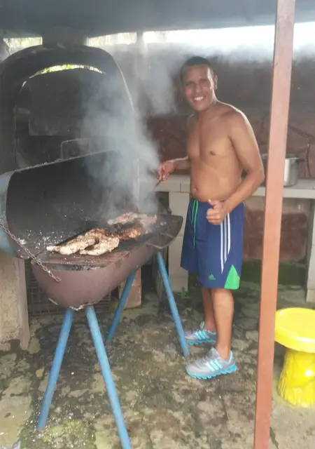 Julio из Лимы, ищу на сайте общение