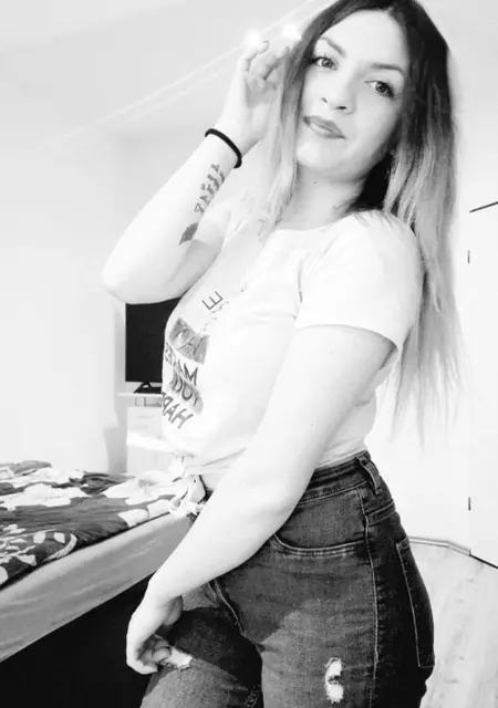 Ana из Бухареста, мне 21, познакомлюсь