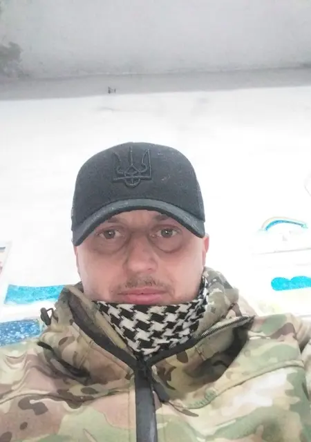 Игорь из Краматорска, ищу на сайте знакомства на одну ночь