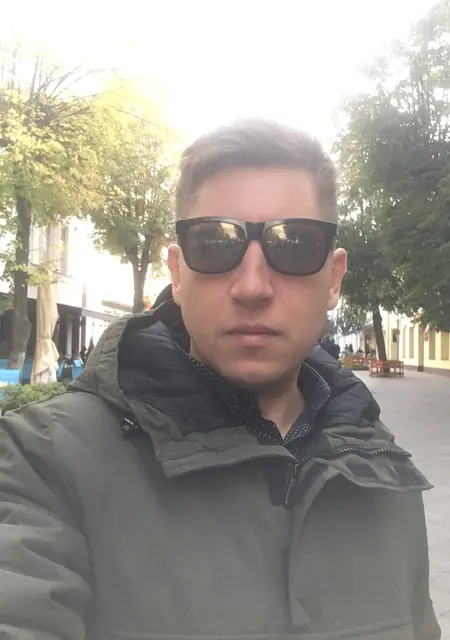 Я Tolik, 45, знакомлюсь без обязательств в Житомире