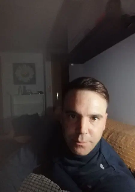 Joxemi de Madrid, tengo 37 años, listo para conocer