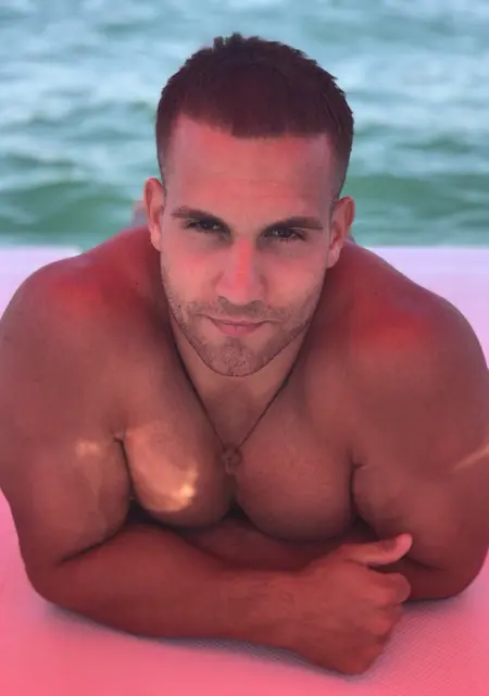 Дима з Кропивницького, мені 30 років, познайомлюсь для вірт