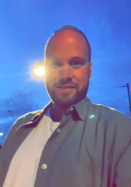 Adam из Гётеборга, мне 32, познакомлюсь без обязательств