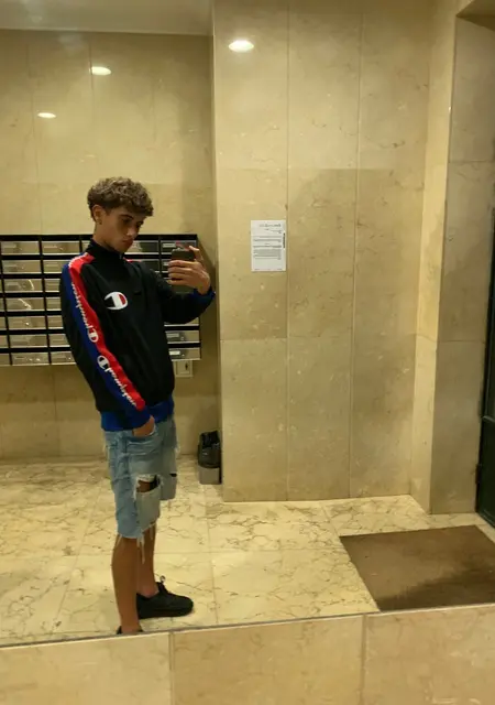 Alvaro de Santander, busco en el sitio lío de una noche