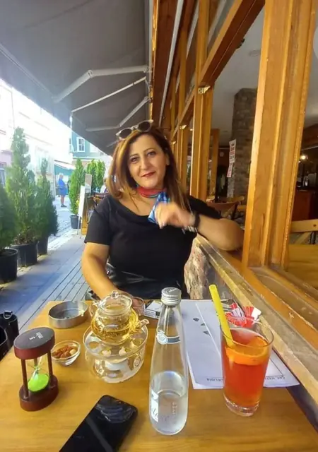 Deniz из Берлина, мне 40, познакомлюсь