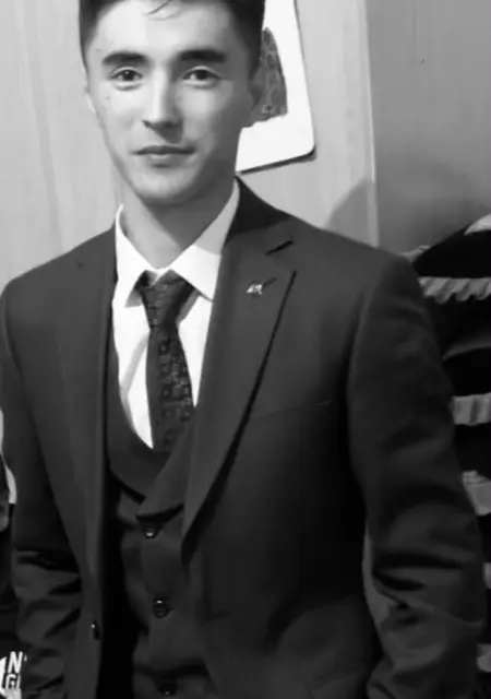 Я Муратбек, 31, из Бишкека, ищу знакомства на одну ночь