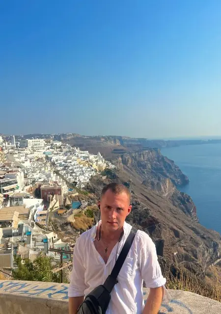 Иван из Несебр, мне 22, познакомлюсь для приятного времяпровождения