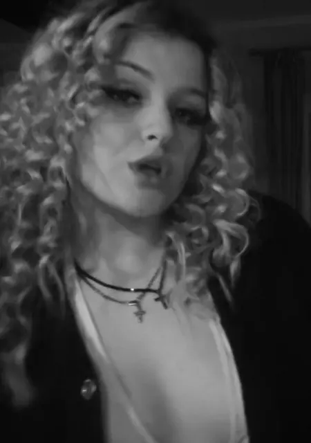 Ника из Кишинёва, мне 18, познакомлюсь на одну ночь