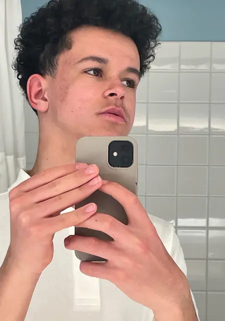 Я Moderated, 21, из Стокгольма, ищу знакомство для общения