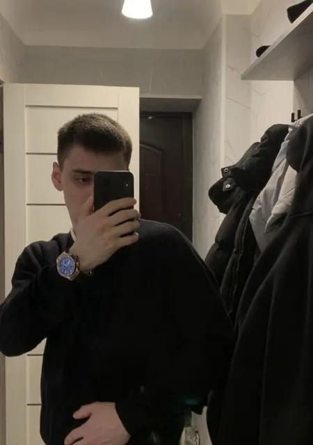 Я Алексей, 23, из Магадана, ищу знакомства на одну ночь