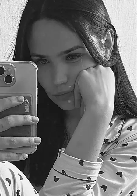 Я Каролина, 31, знакомлюсь для общения в Софии