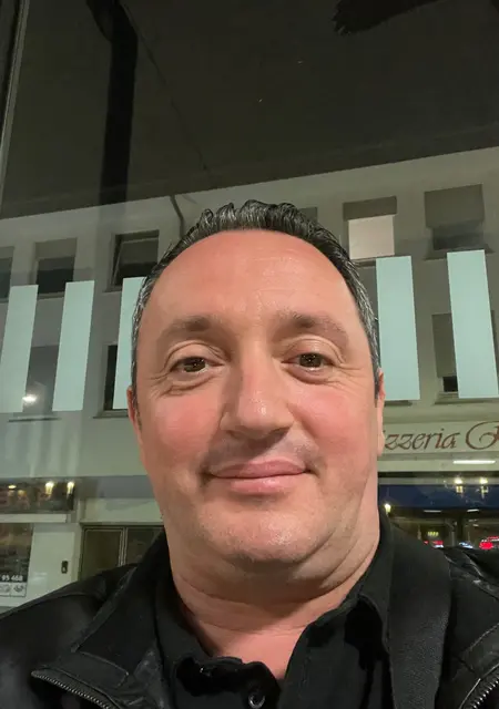 Laki из Штутгарта, ищу на сайте дружбу