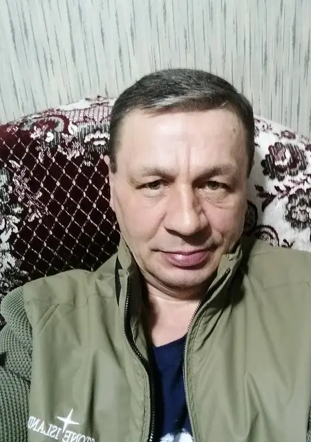 Я Слава, 57, из Витебска, ищу знакомства на одну ночь