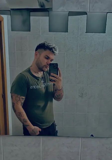 Я Enzo, 31, знакомлюсь без обязательств в Бари