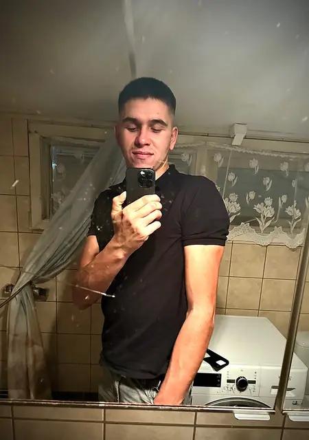 Я Ігор, 24, из Нака, ищу знакомство для общения